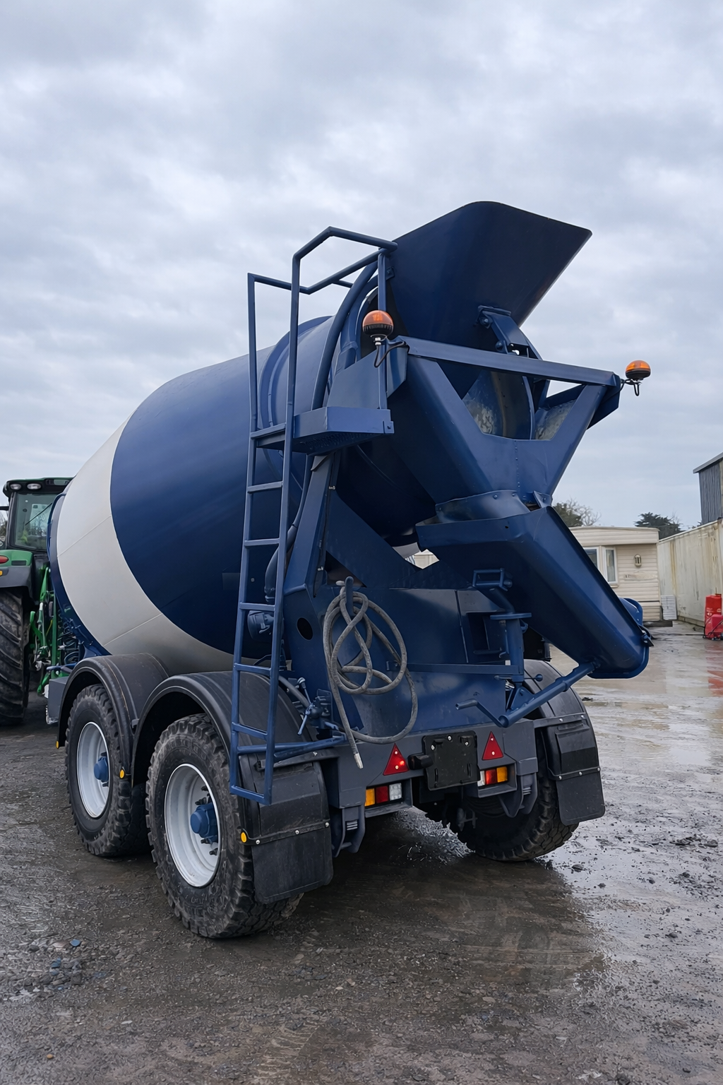 Heavy Duty Tractor Tow Concrete Mixer Trailer — image 3 of 7