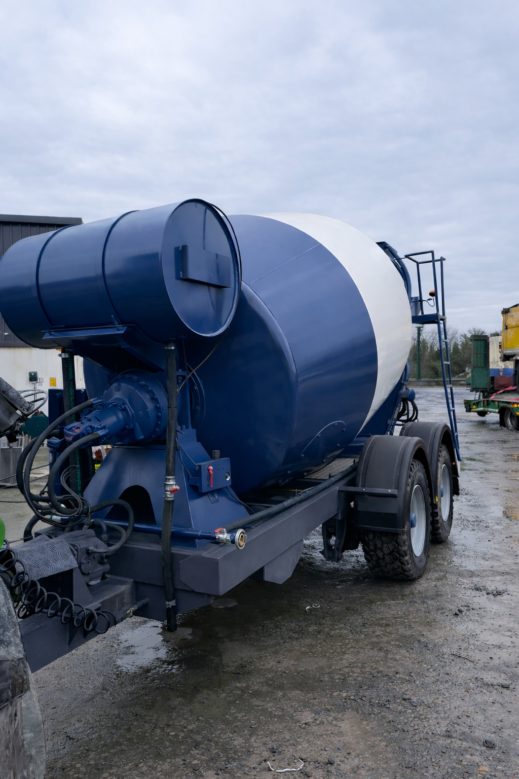 Heavy Duty Tractor Tow Concrete Mixer Trailer — image 5 of 7