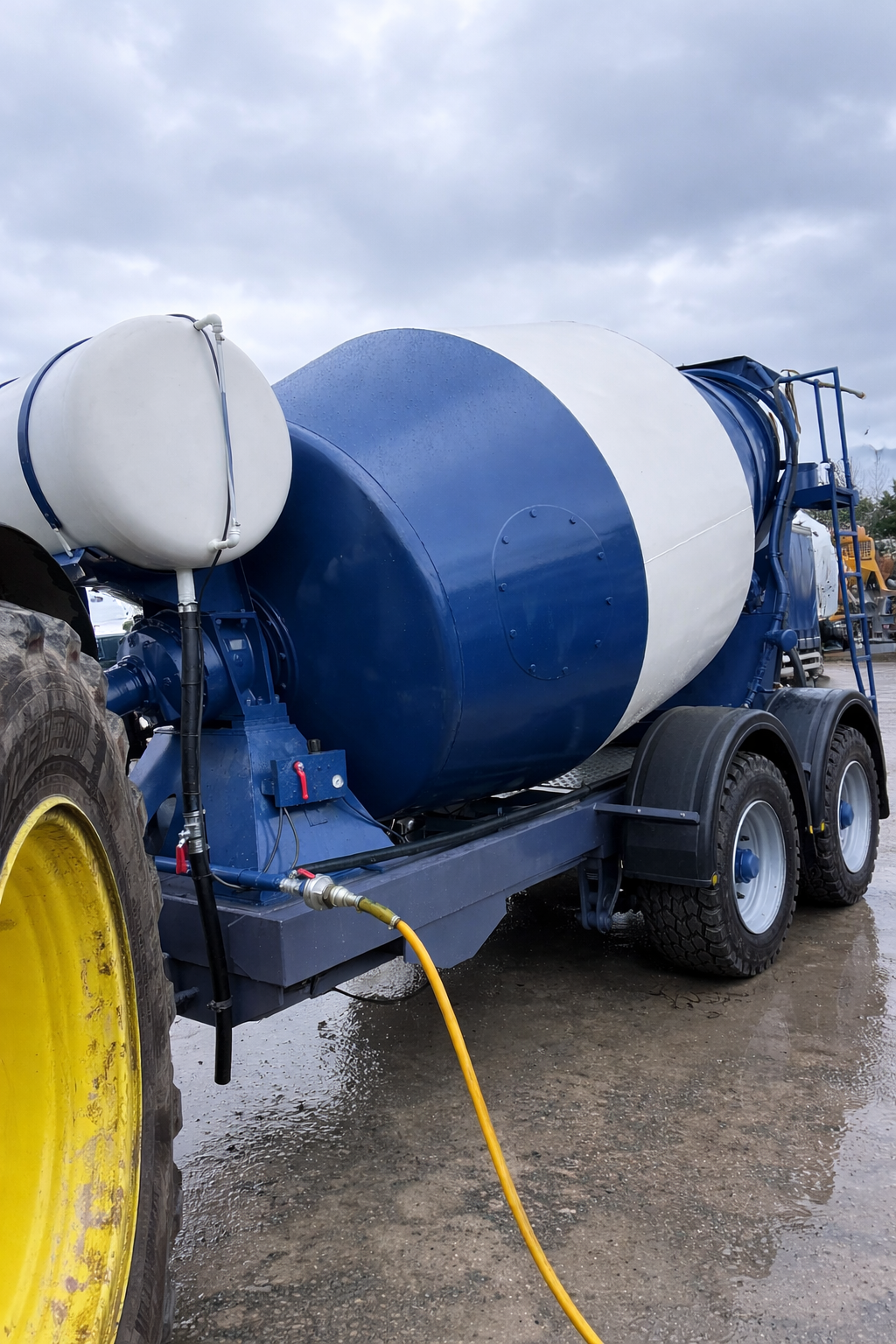Heavy Duty Tractor Tow Concrete Mixer Trailer — image 6 of 7