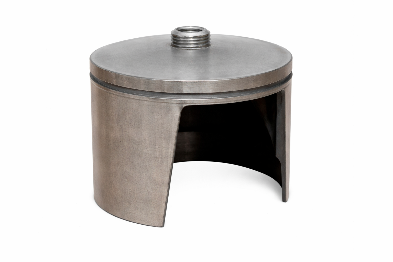 BNB102 016 Valve Cap Bracket — image 1 of 6