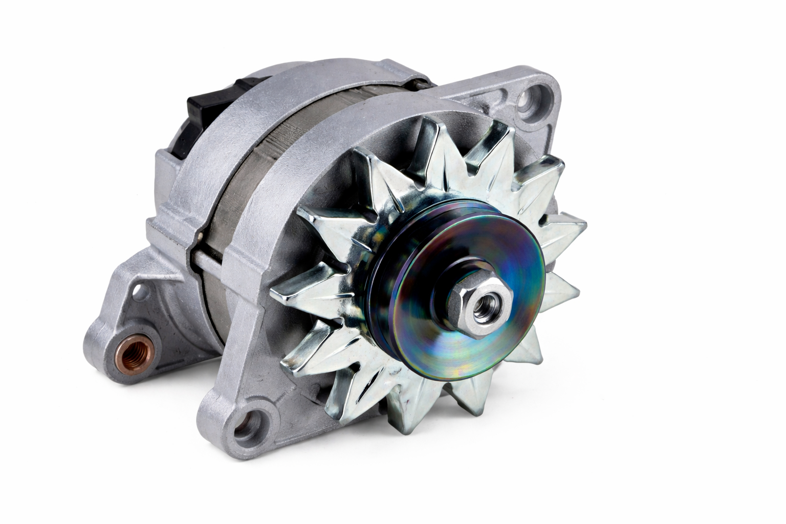 BNB102 049 Alternator Charger Dynamo — image 1 of 6